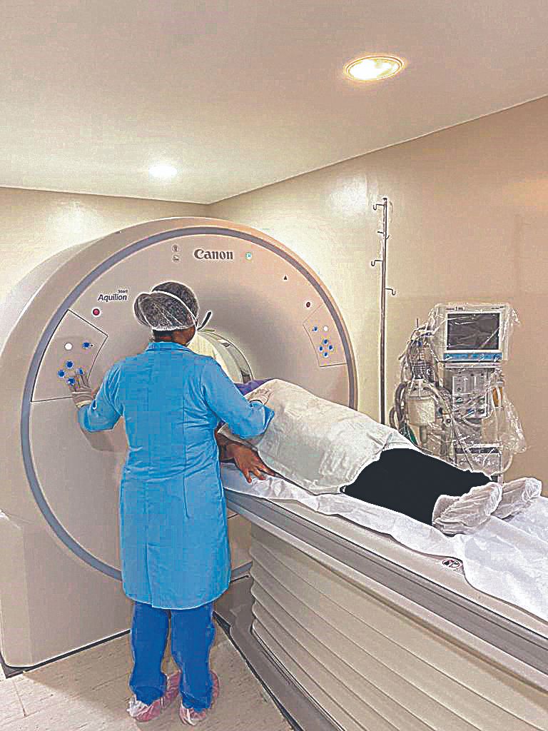 Equipamentos modernos e profissionais capacitados para manter a excelência dos atendimentos no hospital