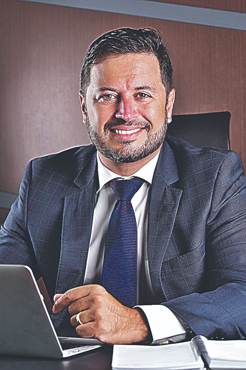 O diretor da Benevix, Flávio Cirilo, esclarece que são oferecidos planos coletivos por adesão, plano odontológico e também plano empresarial