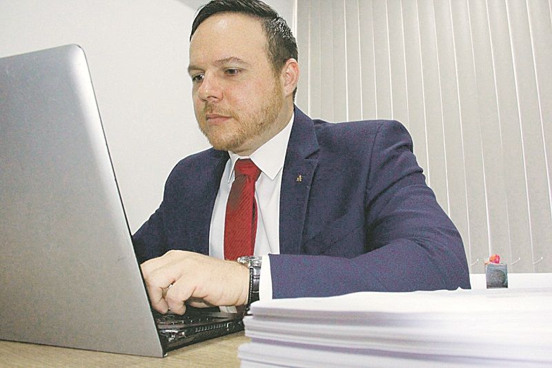 Moreira lembrou que os clientes precisam esperar o prazo da fidelidade para rescindir o contrato, caso queiram (Foto: Divulgação)