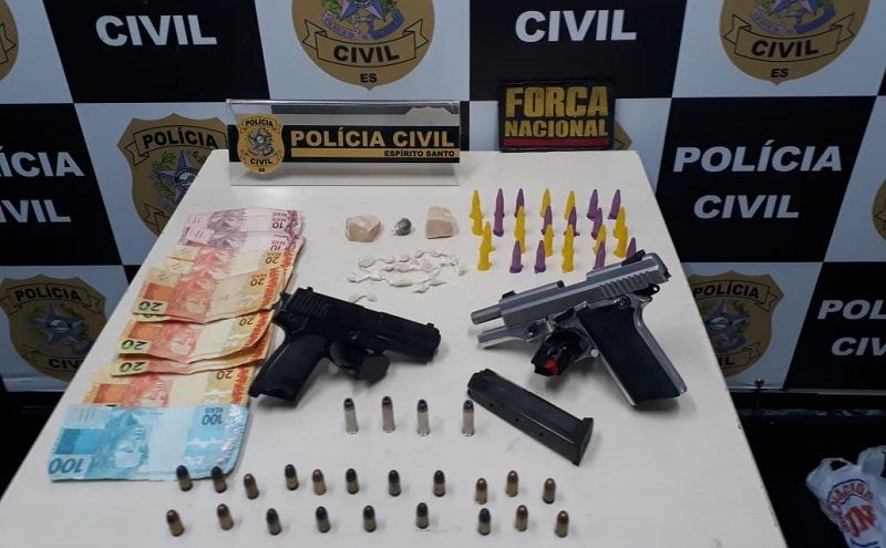 Três suspeitos de executarem um homem, de 34 anos, que saía para trabalhar, foram presos (Foto: Divulgação/ PC)