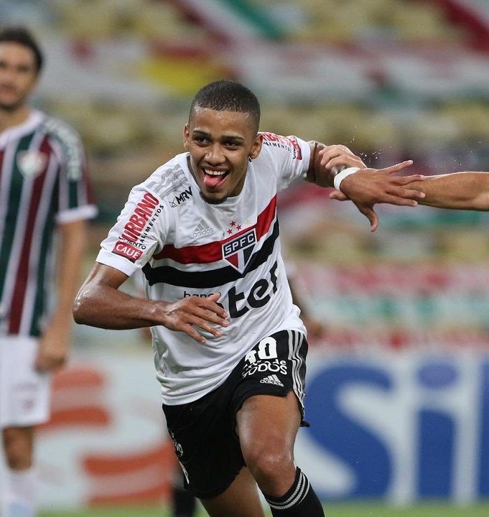 Brenner marcou os dois gols do São Paulo na partida (Foto: Rubens Chiri / Saopaulofc)