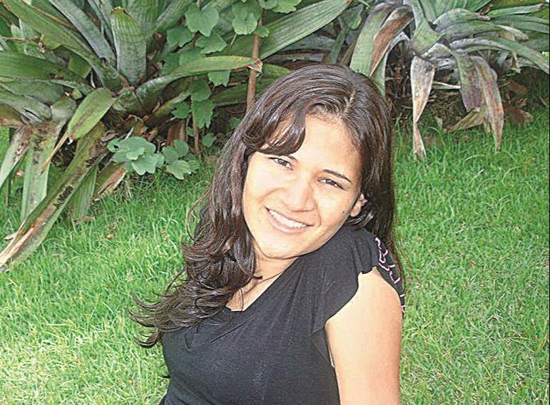 Erica de Jesus Bonometti, de 31 anos, foi encontrada morta na zona rural de Guaçuí, no Sul do Estado. (Foto: Reprodução/Facebook)