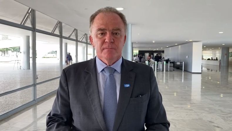 Casagrande esteve no evento de anúncio do Plano Nacional de Imunização (Foto: Divulgação/ Governo do Estado)