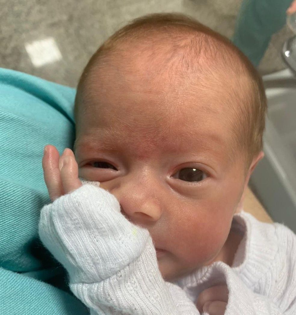 A pequena Catarina deve receber alta em janeiro (Foto: Acervo familiar)