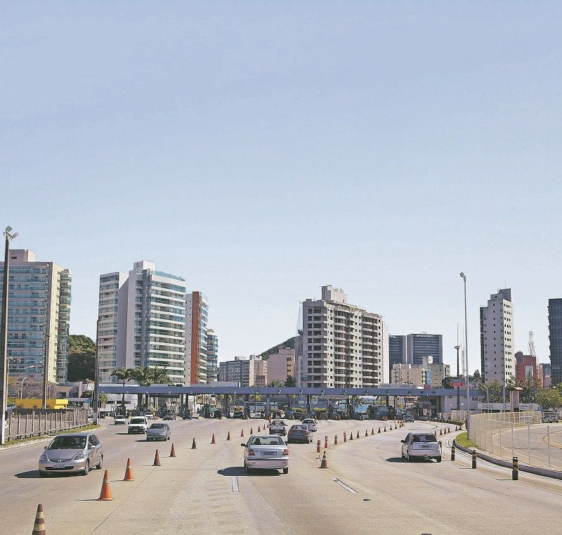 Praça do pedágio na Terceira Ponte: o tag da Via Expressa continuará operando até meados de 2021 (Foto: Cacá Lima)
