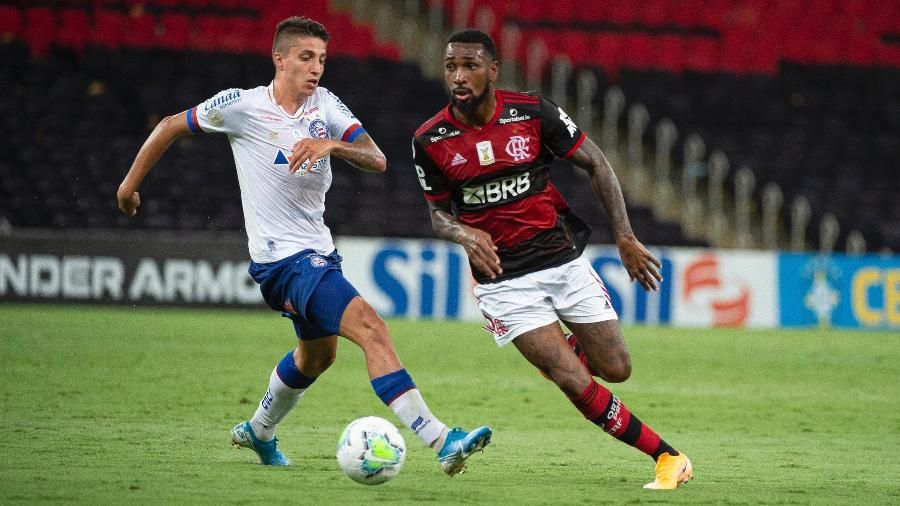 Ramirez em lance com Gerson (Foto: Alexandre Vidal/Flamengo)