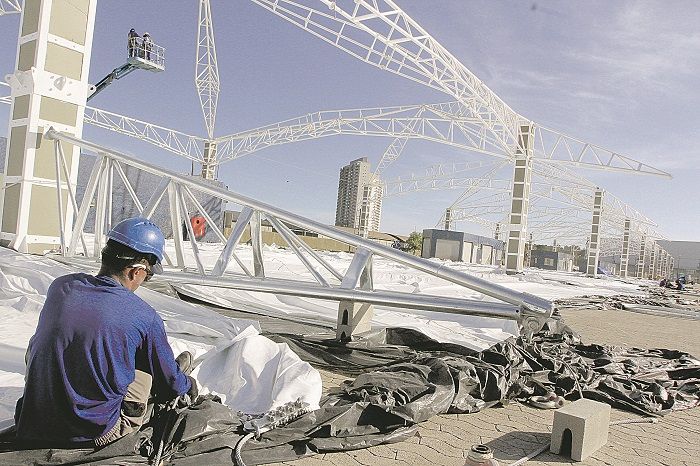 Nova cobertura é preparada para instalação no Terminal de Itaparica, em Vila Velha. Obra está em fase final (Foto: Kadidja Fernandes/AT)