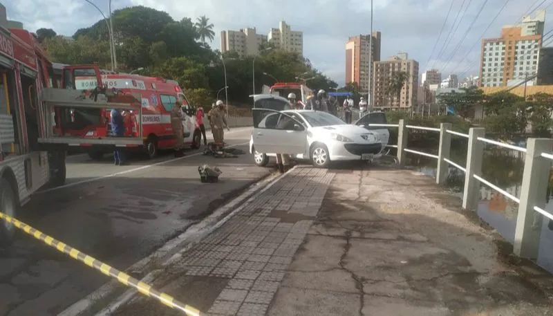 Imagem ilustrativa da imagem Acidente deixa motorista ferido na Ponte de Camburi