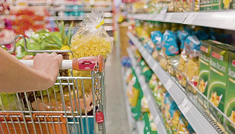 Imagem ilustrativa da imagem Novo decreto proíbe venda de utilidades em supermercados e mercados no Estado