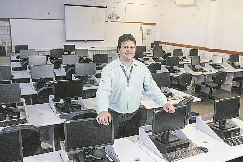 Imagem ilustrativa da imagem Primeiro Enem em versão digital vai ser desafio para estudantes
