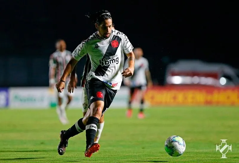 Imagem ilustrativa da imagem Vasco renova empréstimo do meia Martín Benítez até junho
