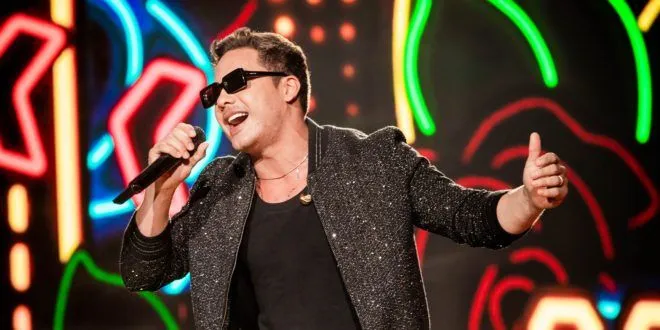 Imagem ilustrativa da imagem Safadão canta novo hit em live