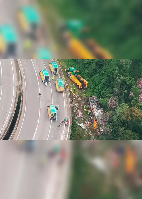 Imagem ilustrativa da imagem Acidente com ônibus de turismo deixa ao menos 21 mortos e 33 feridos
