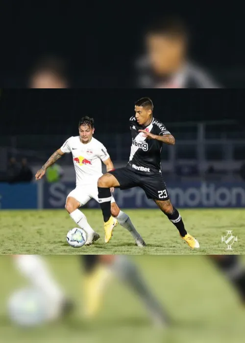Imagem ilustrativa da imagem Claudinho brilha, faz 2 gols e comanda goleada do Bragantino sobre o Vasco