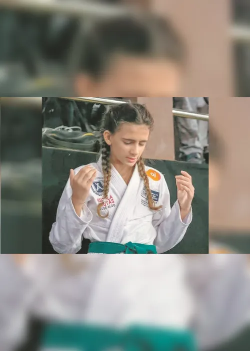 Imagem ilustrativa da imagem Menina de 14 anos segue passos do pai no MMA
