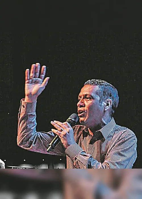 
          Imagem ilustrativa da imagem Ella Crisley lança EP de estreia
          