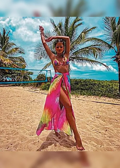 
          Imagem ilustrativa da imagem Saídas se destacam nos looks de verão e vão além da praia
          