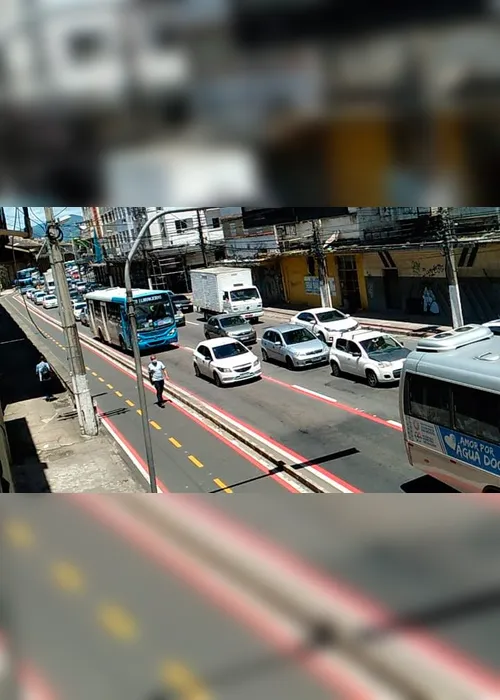 Imagem ilustrativa da imagem Protesto dos rodoviários: trânsito complicado no Centro de Vitória