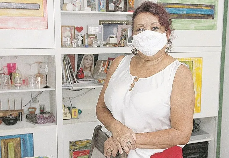 A aposentada Lindinalva dos Santos Ziviani, de 73 anos, faz questão de se vacinar todos os  anos contra a gripe