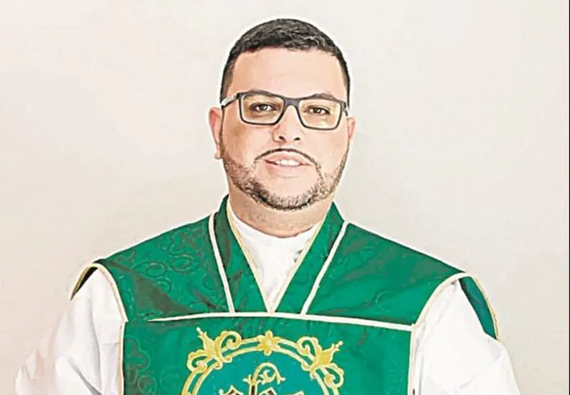Padre Kleber Santos Júnior, de 34 anos