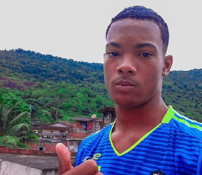 O adolescente, identificado como Rodrigo Oliveira Nobres, de 16 anos, morreu afogado na tarde desta quarta-feira (13) (Foto: Acervo Pessoal)