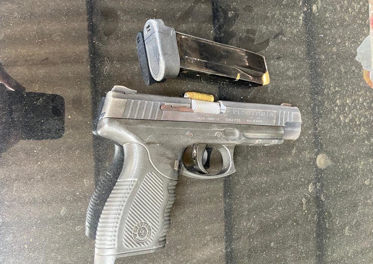 Arma de Rodrigo, que foi recuperada pela polícia (Foto: Divulgação/PCES)
