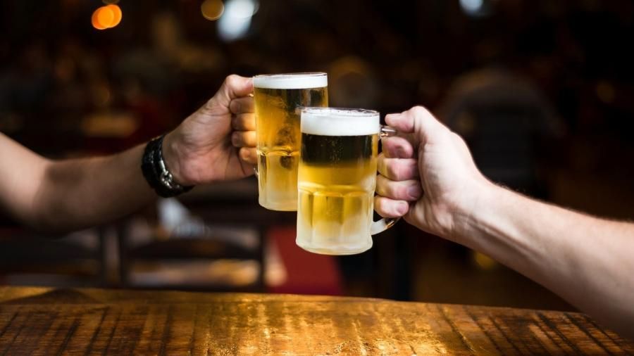 Brinde com cerveja (Foto: Divulgação)