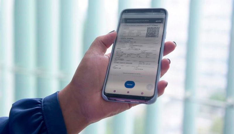 Documento disponibilizado em versão digital (Foto: Divulgação / Detran-ES)
