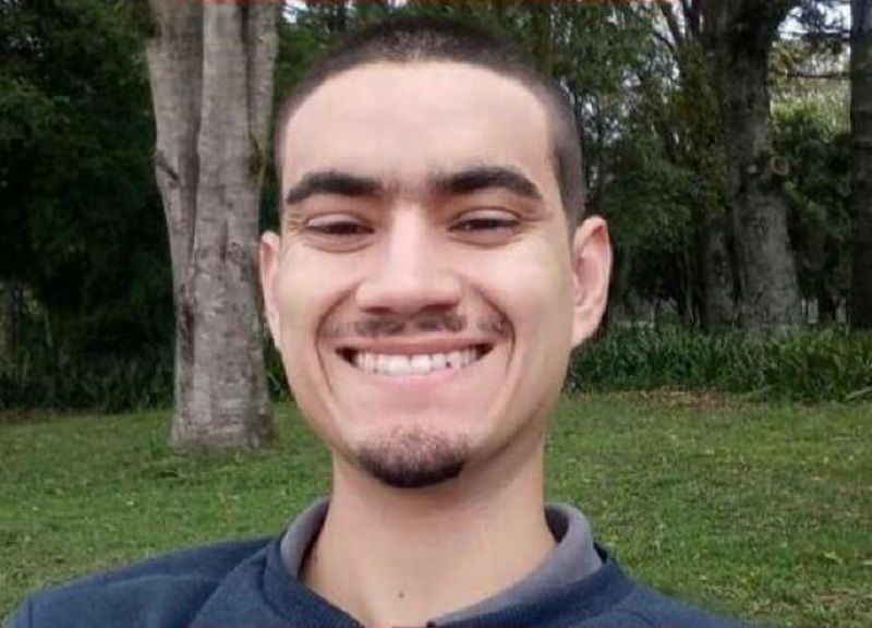 O estudante Marcos Gabriel Braz Lima, de 24 anos, foi encontrado morto na tarde desta terça-feira (05) no Canavial da Lasa, na região 5 de Linhares (Foto: Acervo Pessoal)