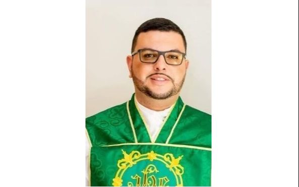 Padre Kleber Santos Junior (Foto: Divulgação/Aves)