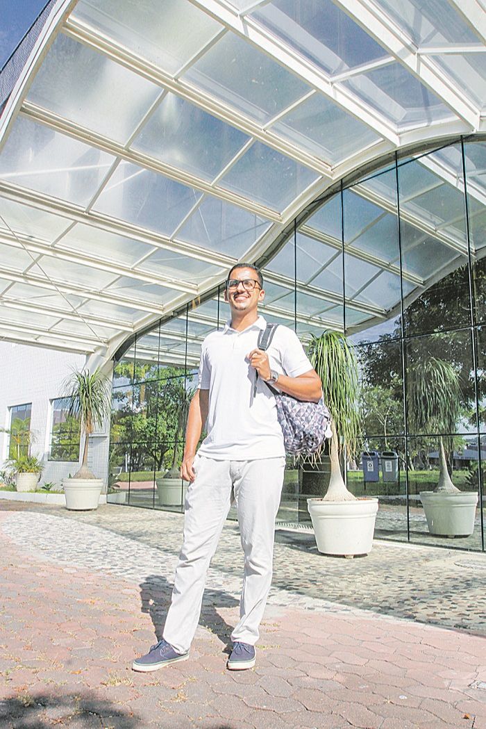 Por meio do Prouni, Otávio Neves realiza o sonho de estudar Medicina (Foto: Fábio Nunes/AT)
