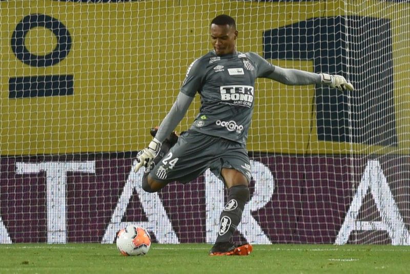 O goleiro John (Foto: Ivan Storti/ Santos FC/ Divulgação)