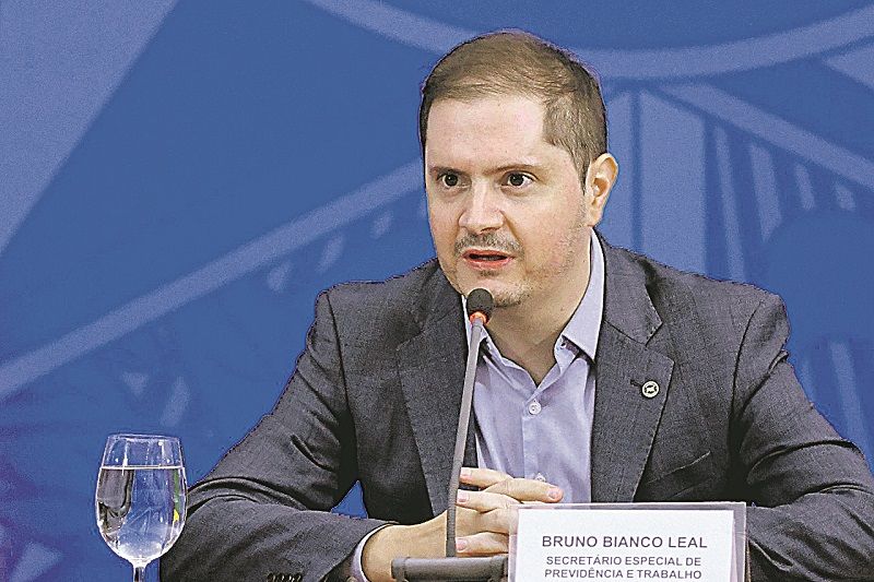Bruno Bianco anunciou que o governo vai lançar um programa, mas afirmou que tudo ainda está em análise (Foto: Divulgação)