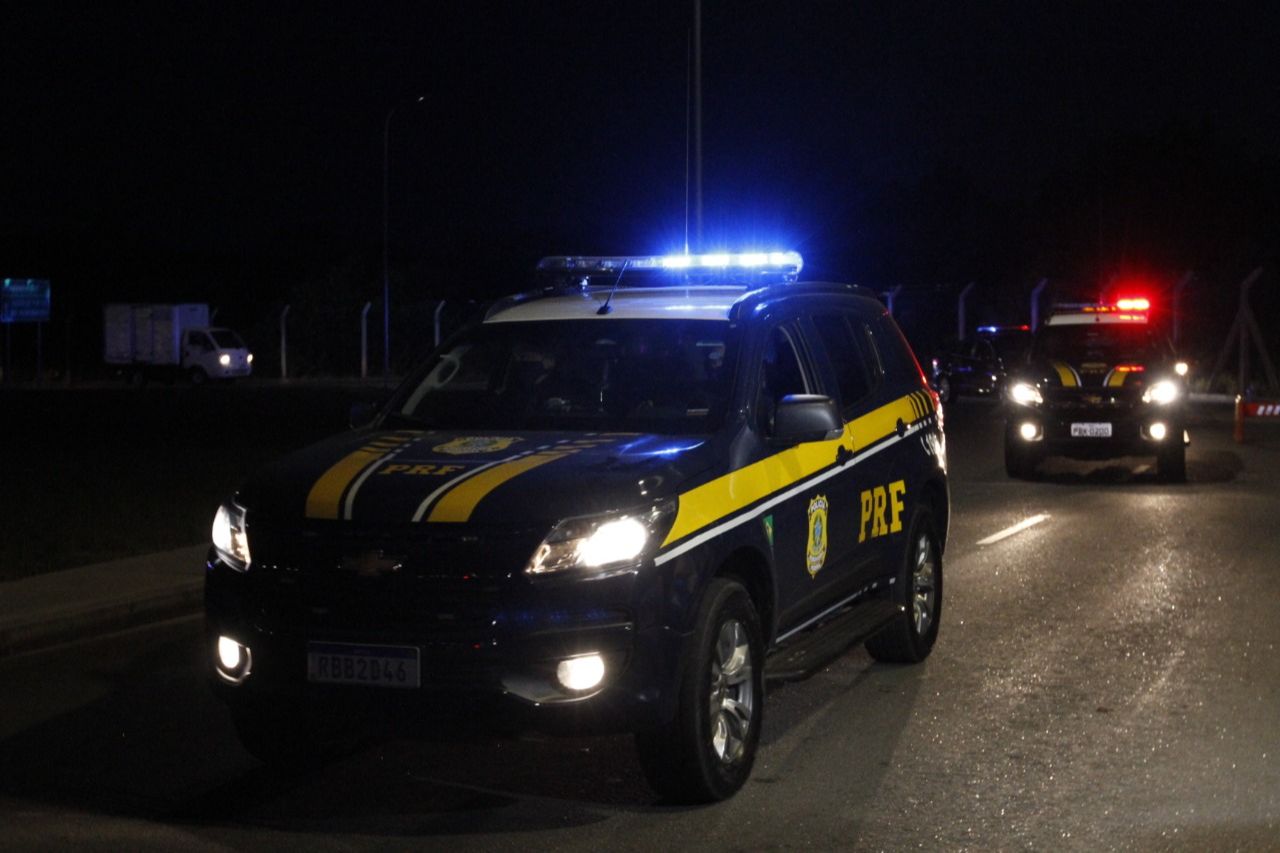 Espírito Santo recebe as doses da vacina contra a covid-19 (Foto: Beto Morais/AT)