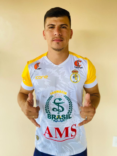 Sem previsão de alta médica, a família agora busca arrecadar recursos para manter Waleson em tratamento especializado em Belém (Foto: Acervo Pessoal)