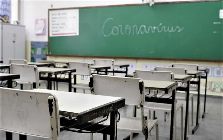 Imagem ilustrativa da imagem Mais uma escola no Estado suspende aulas após casos confirmados de Covid