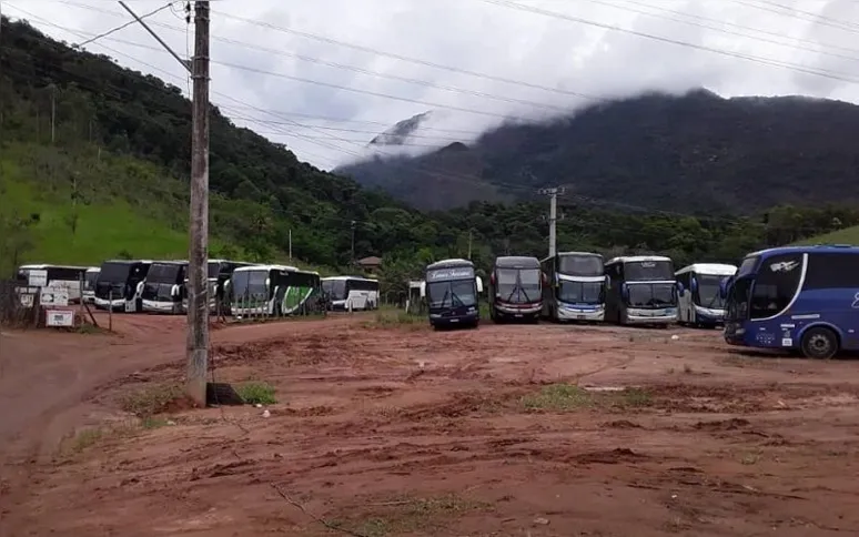 Mais de 50 ônibus de turismo e vans foram barrados de entrar em Guarapari