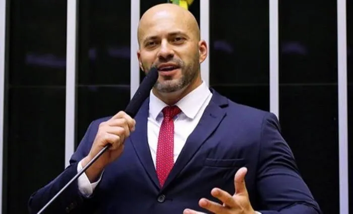 Imagem ilustrativa da imagem Deputado federal tem prisão mantida em audiência de custódia