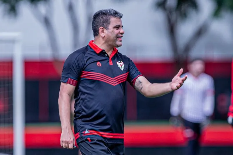 Imagem ilustrativa da imagem Marcelo Cabo é o novo técnico do Vasco após vencer o Campeonato Goiano