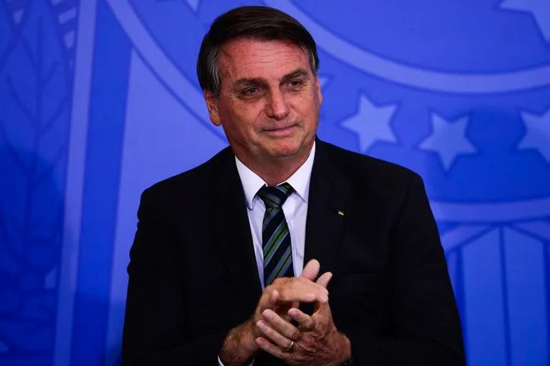 Imagem ilustrativa da imagem Bolsonaro diz que governo russo concedeu indulto a ex-motorista de jogador de futebol preso