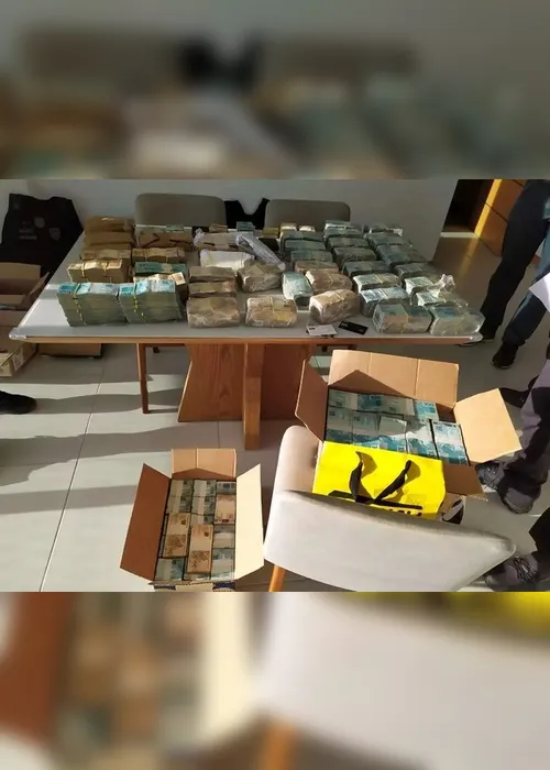 Imagem ilustrativa da imagem VÍDEO | Federal apreende mais de R$ 5 milhões na casa de hacker em Cachoeiro