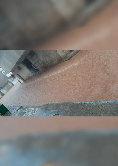 Imagem ilustrativa da imagem Após chuva, ruas de Alfredo Chaves alagam e preocupam moradores