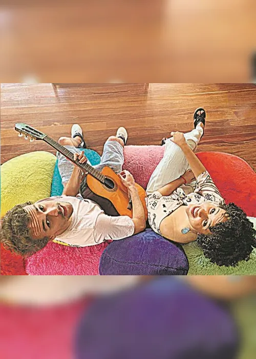 Imagem ilustrativa da imagem Show online de Theo Bial e Quel nesta terça-feira