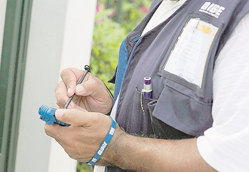 Agente do IBGE: chances serão divididas em dois editais: um nacional e outro exclusivamente para o Rio (Foto: Divulgação)