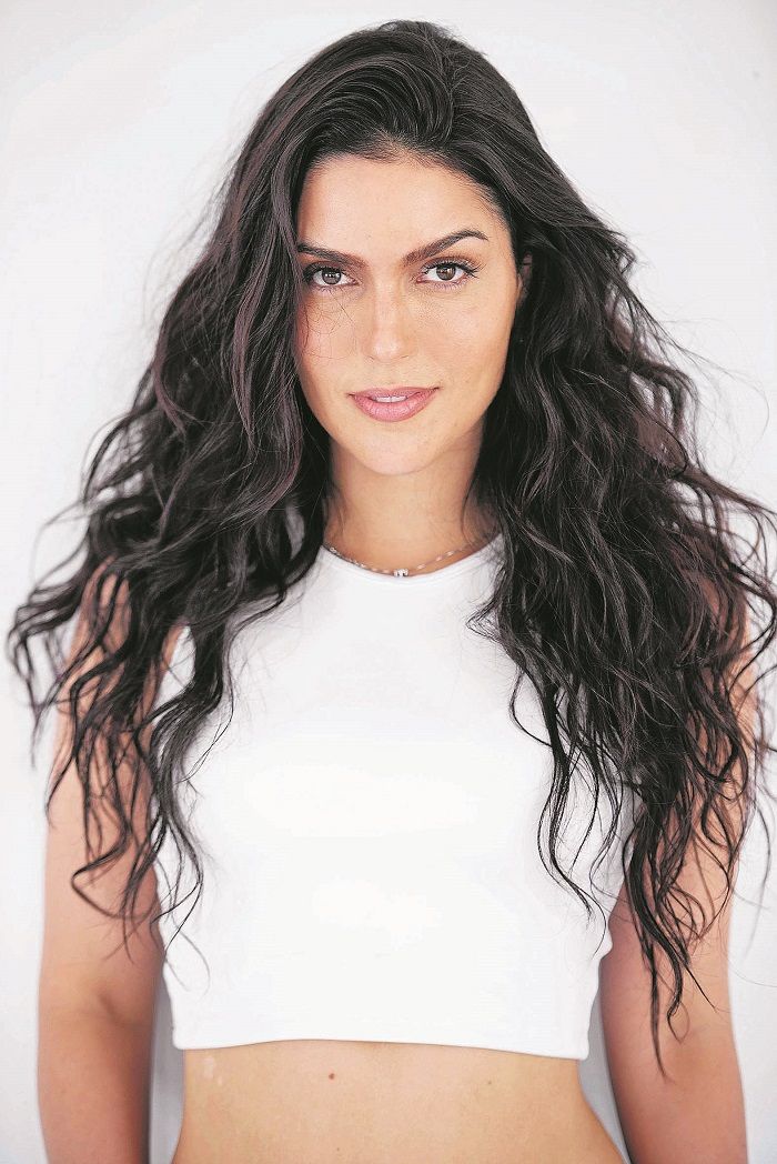 Ana Cecília Mamede, 36, passou por um momento em que comparava seu corpo com os de modelos das revistas (Foto: Divulgação/Vinicius Mochizuki)