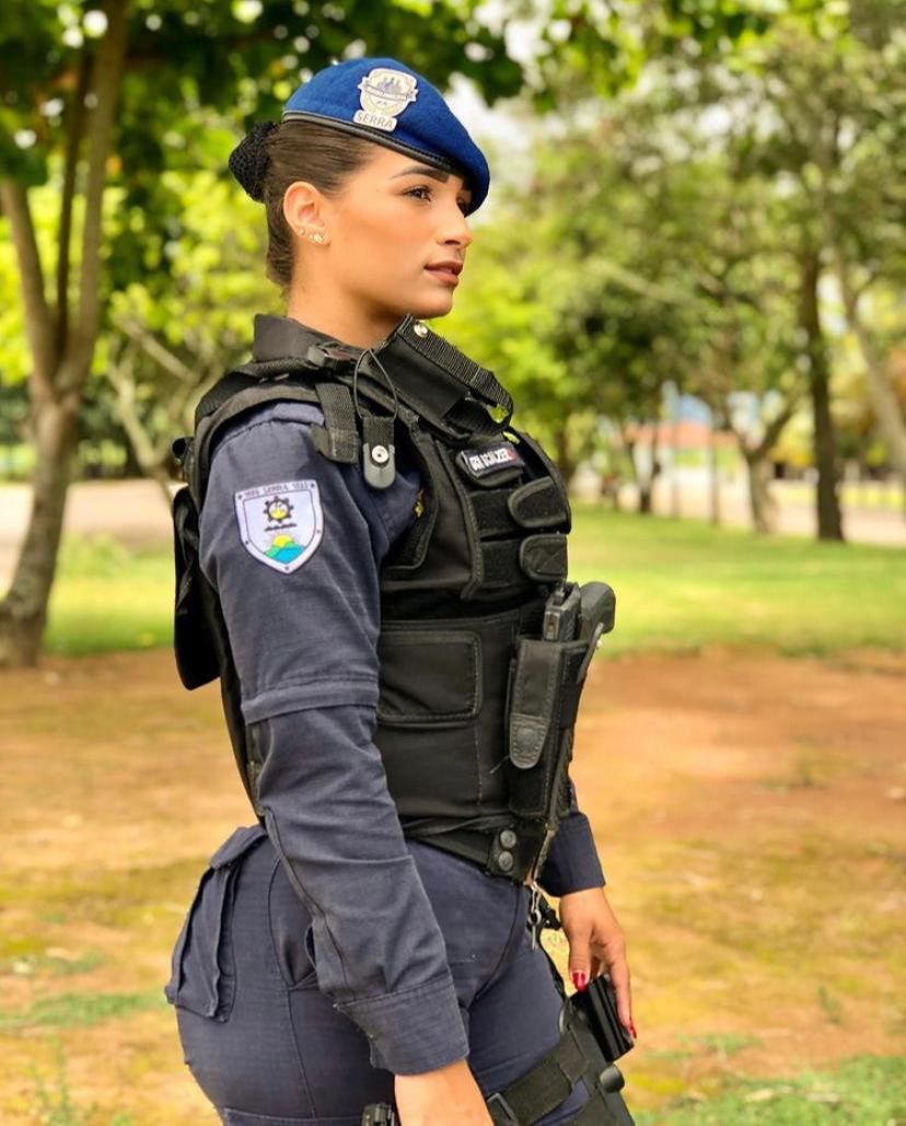 Bruna trabalha como Guarda Municipal há dois anos (Foto: Acervo Pessoal)