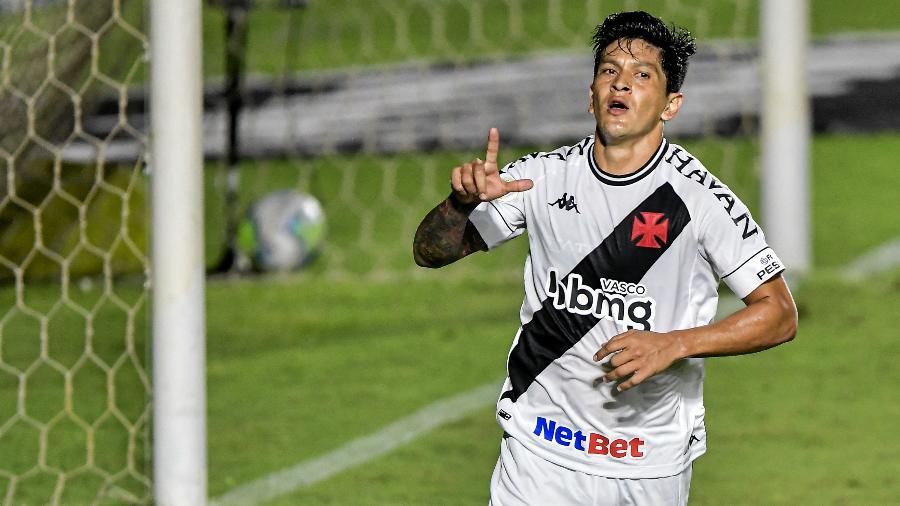 Cano, atacante do Vasco, comemora gol contra o Goiás (Foto: Thiago Ribeiro/Thiago Ribeiro/AGIF)