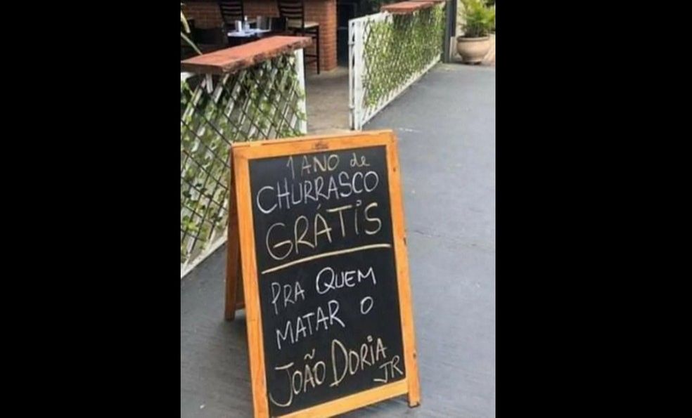 Anúncio em lousa (Foto: Acervo pessoal)