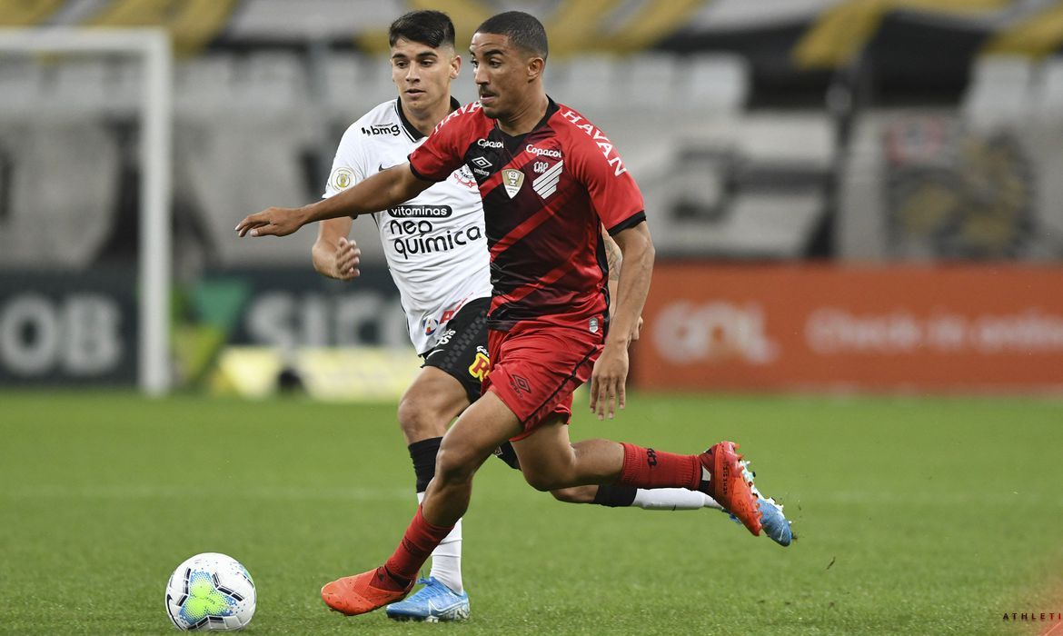 Corinthians e Athletico empataram em partida de seis gols (Foto: Maurício Mano/ athletico.com.br/ Divulgação)