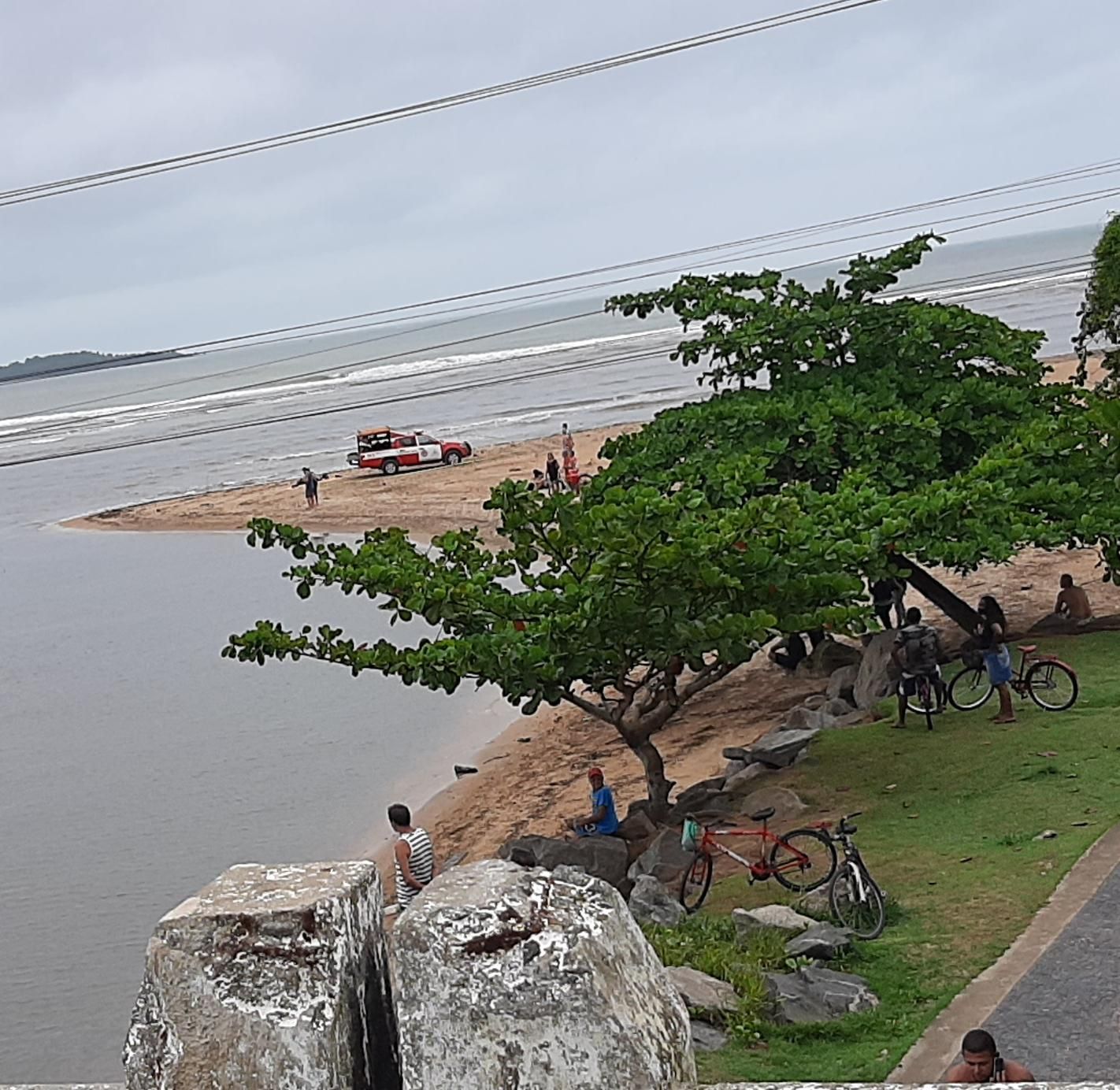 Rio na região de Praia Grande, em Fundão onde o menino desapareceu (Foto: Corpo de Bombeiros Militar )
